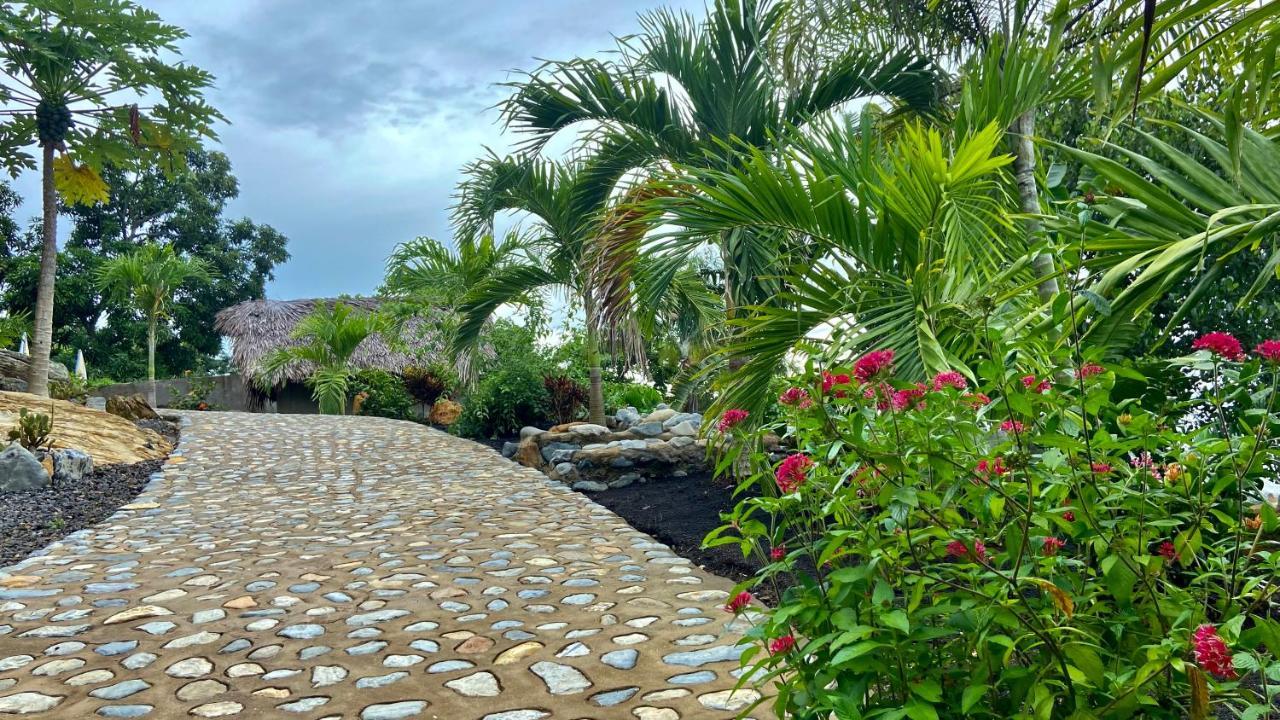 Veronika Resort Nosy Komba Esterno foto